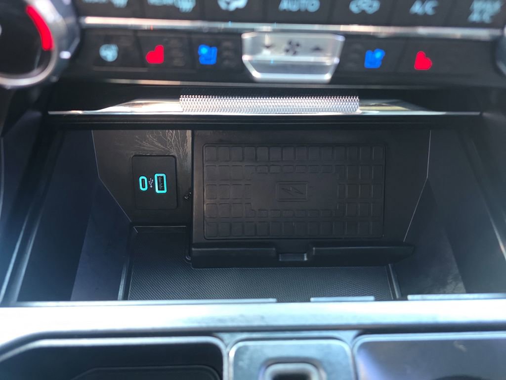 Certified 2022 Ford F150 Lariat w/ Equipment Group 502A High image 50