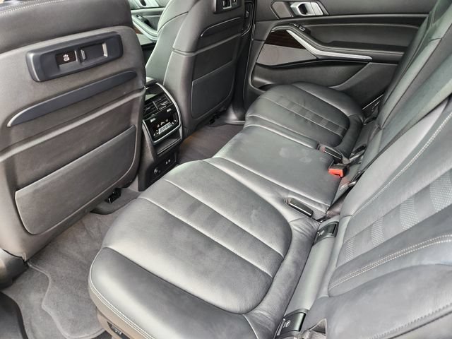 Used 2019 BMW X7 xDrive50i w/ Premium Package AWD/4WD image 30