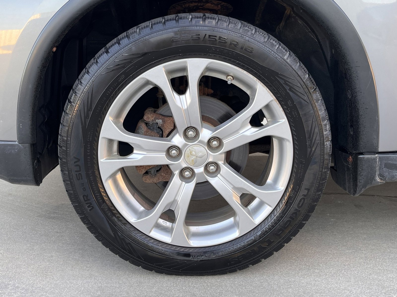 Used 2015 Mitsubishi Outlander SE image 6