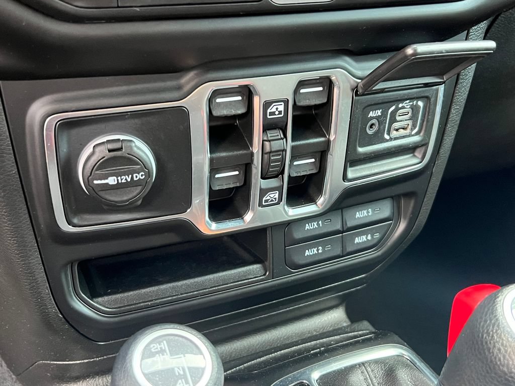 Used 2022 Jeep Wrangler Unlimited Sport w/ Sun And Sound Package AWD/4WD image 32
