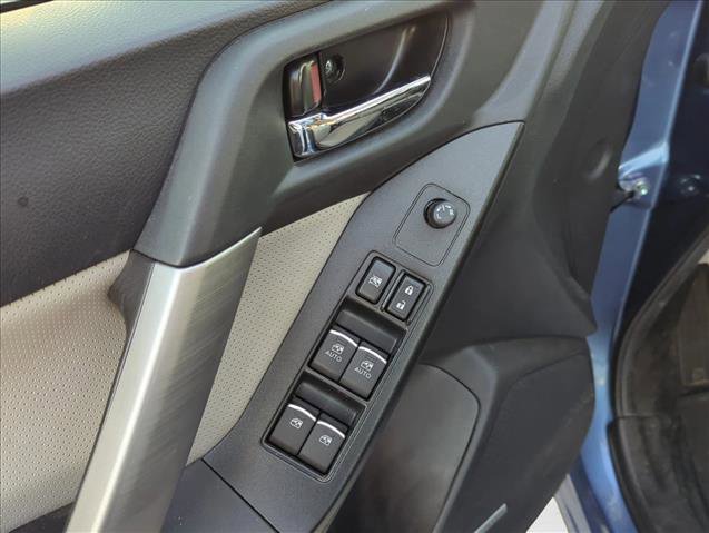 Used 2017 Subaru Forester 2.5i Limited image 8