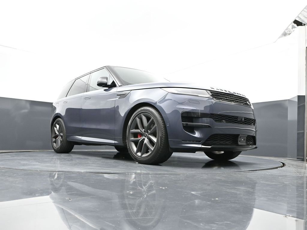 Used 2025 Land Rover Range Rover Sport Dynamic SE AWD/4WD image 48