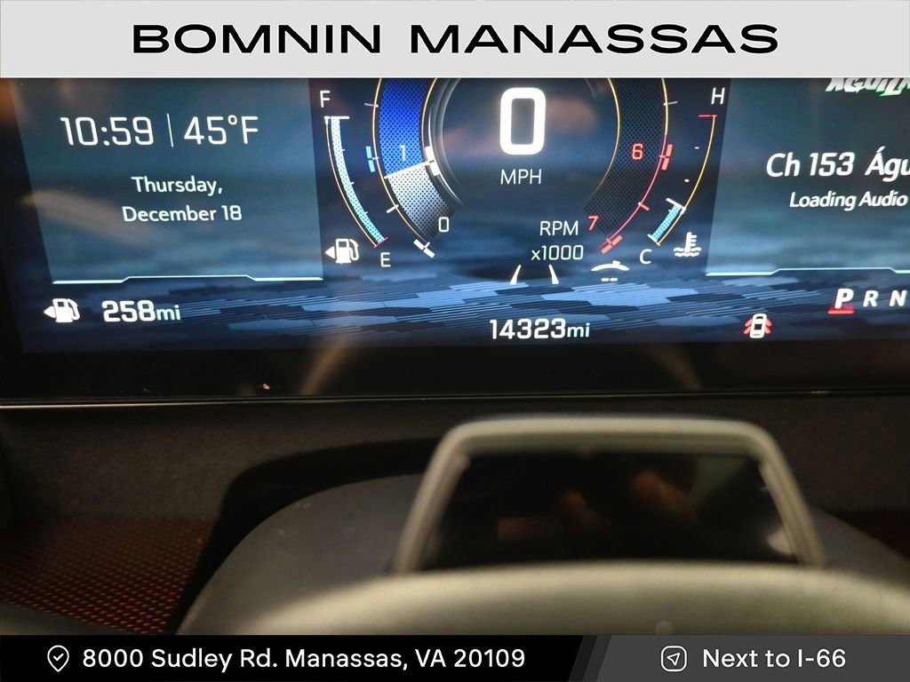 Used 2024 Chevrolet Traverse RS image 11