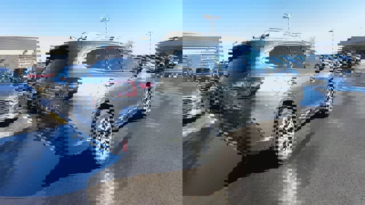 Used 2020 Subaru Outback Touring XT image 8