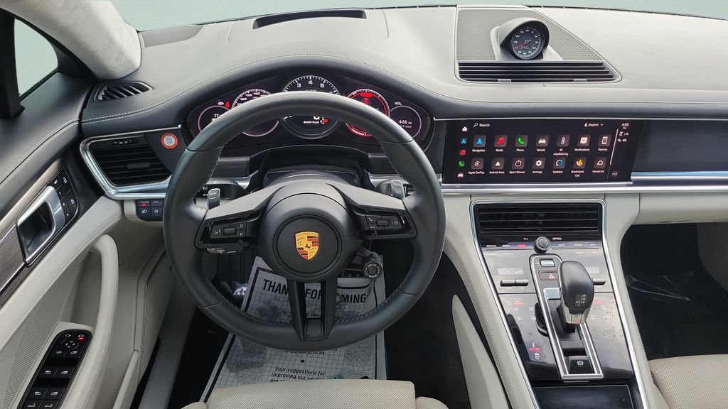 Used 2022 Porsche Panamera GTS image 19