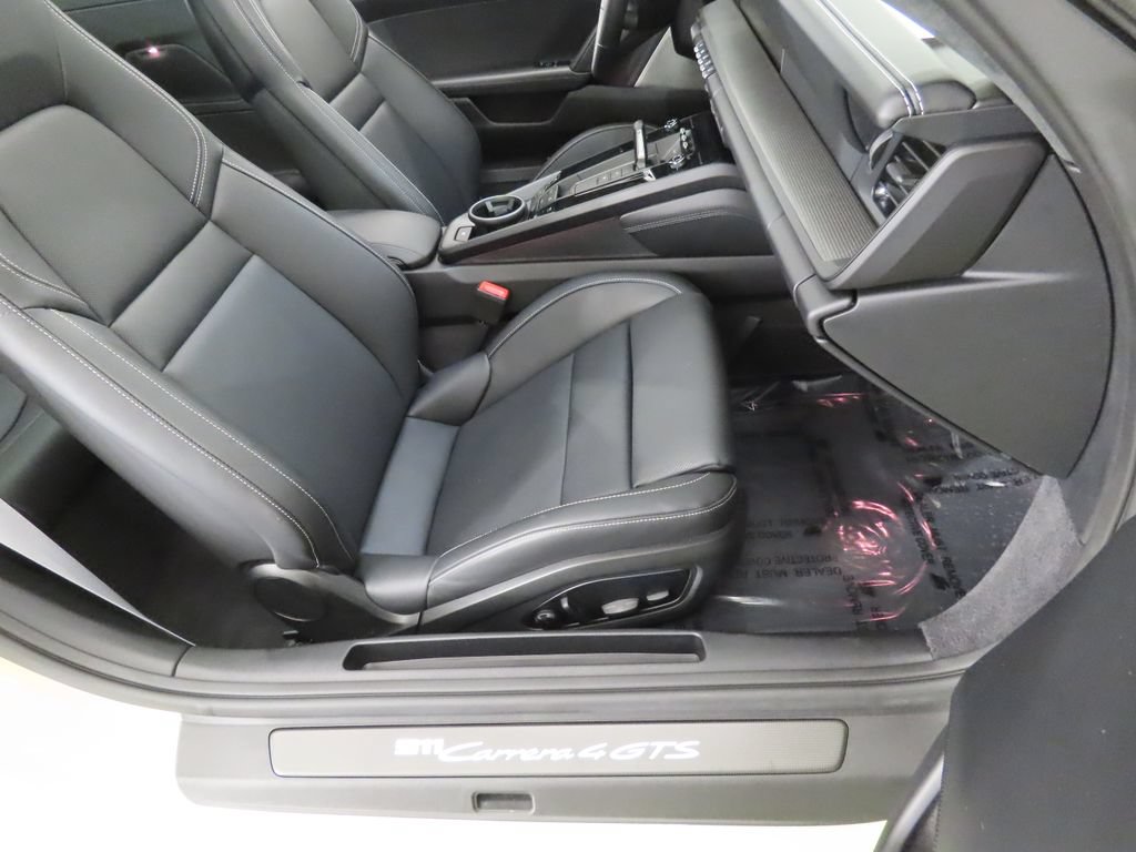 Certified 2025 Porsche 911 Carrera 4 GTS AWD/4WD image 45
