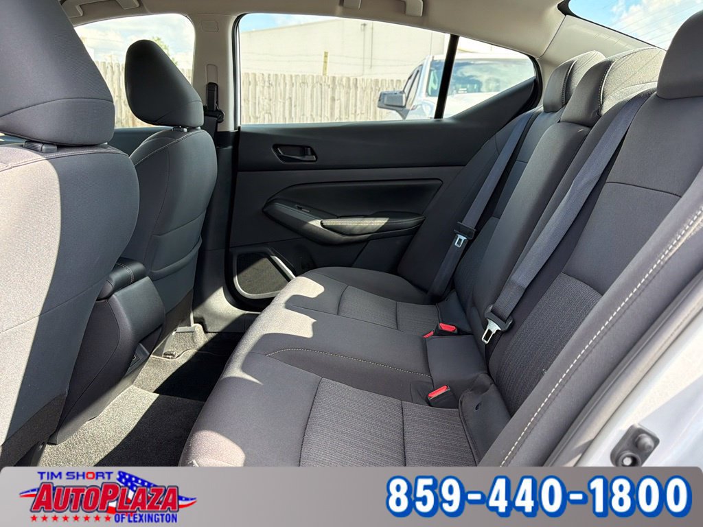 Used 2024 Nissan Altima 2.5 SV AWD/4WD image 31