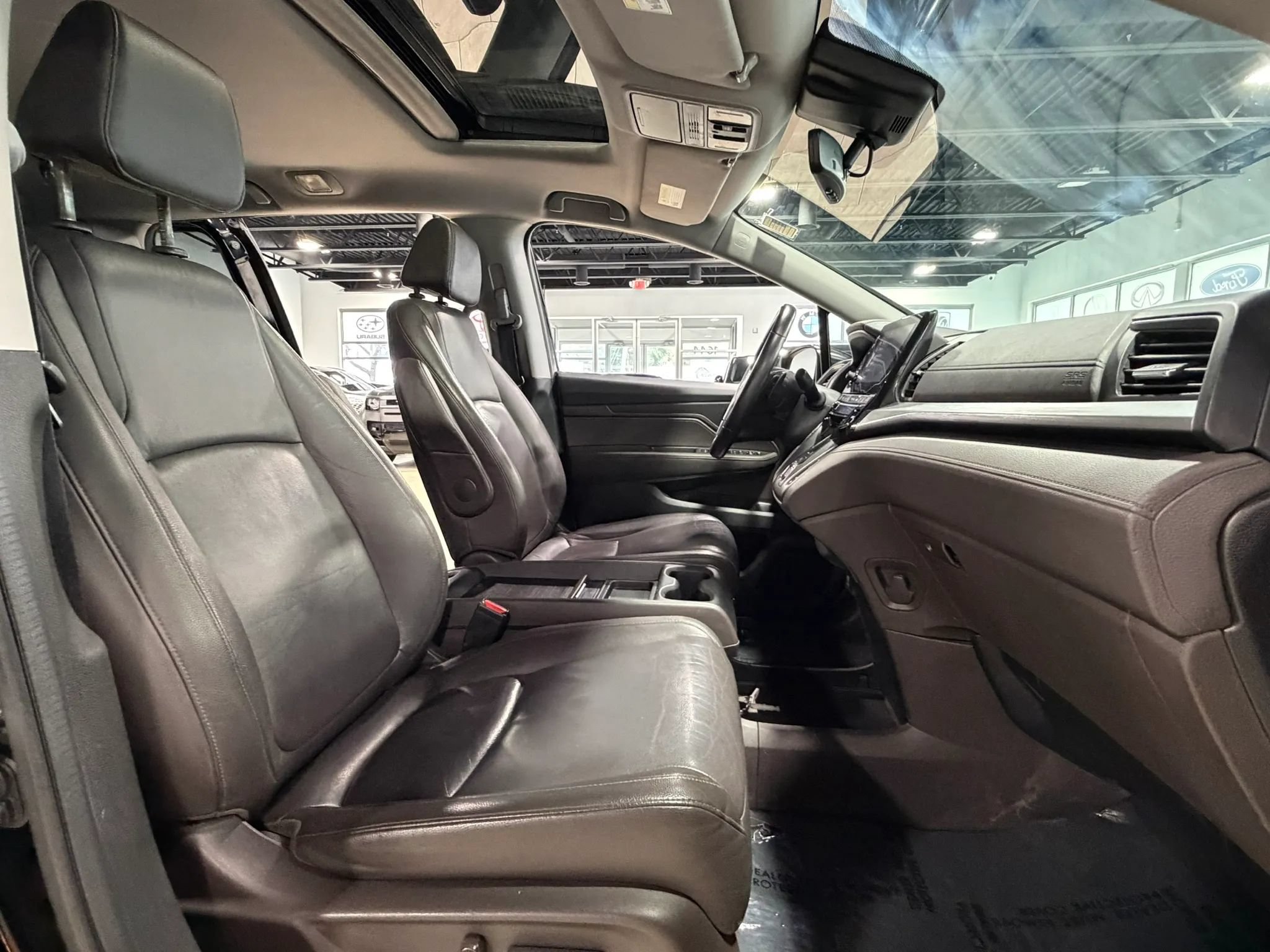 Used 2018 Honda Odyssey EX-L image 8