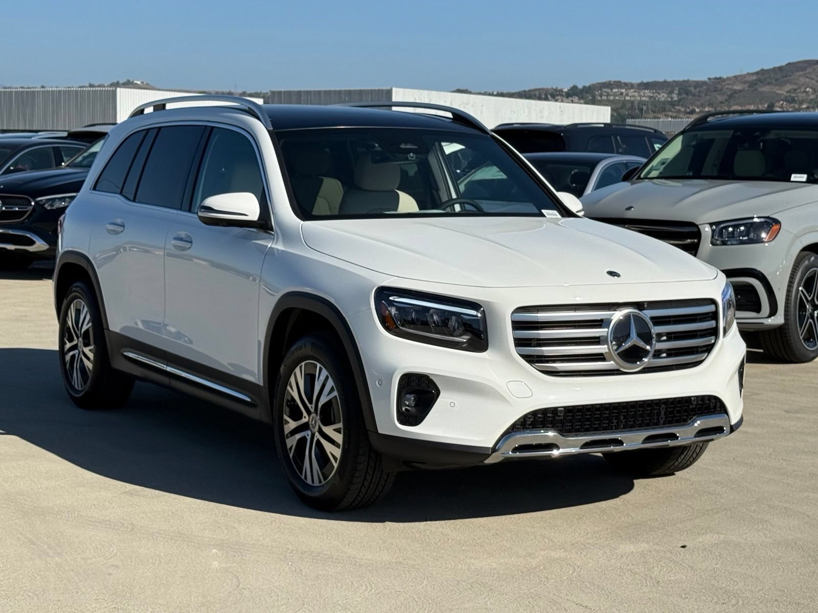 New 2026 Mercedes-Benz GLB 250 4MATIC image 7