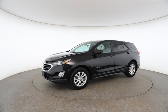 Used 2020 Chevrolet Equinox LS w/ LS Convenience Package image 3