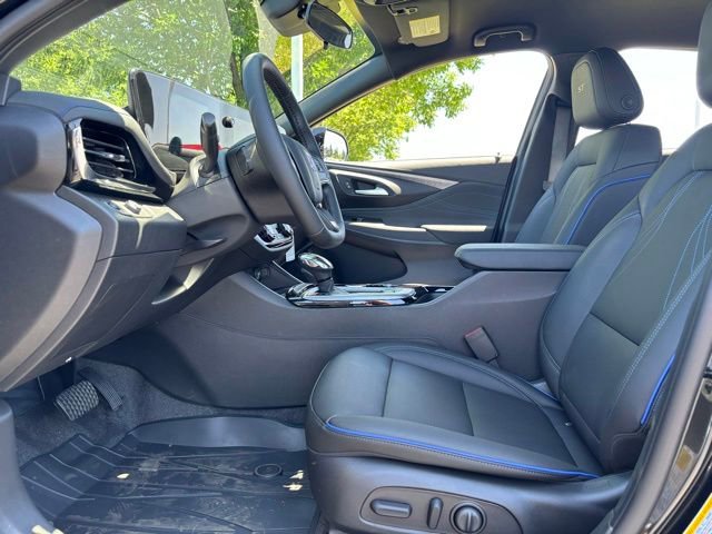 New 2026 Buick Envista Sport Touring w/ Convenience I Package FWD image 16