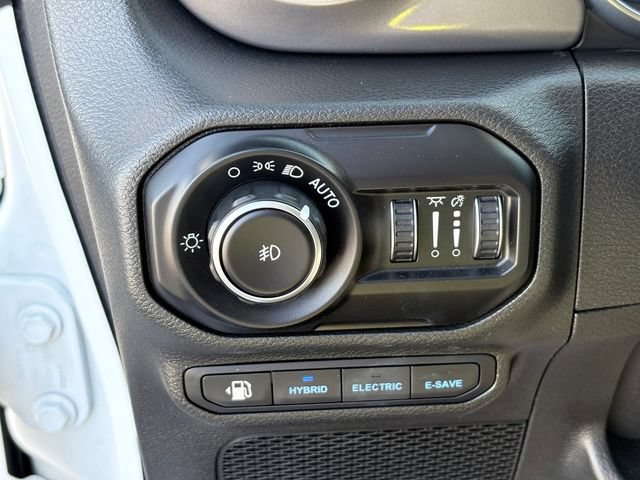 Used 2021 Jeep Wrangler Unlimited Rubicon 4xe w/ Safety Group AWD/4WD image 25