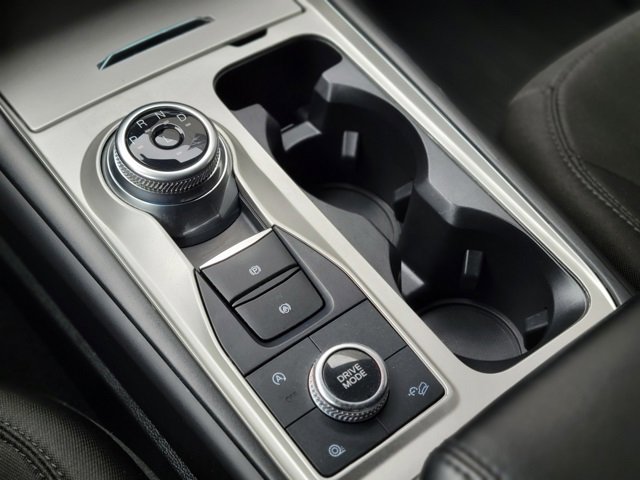 Used 2023 Ford Explorer XLT image 29