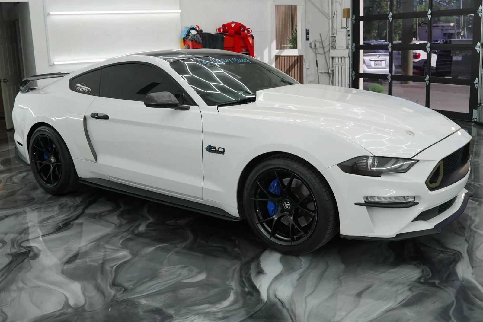Used 2019 Ford Mustang GT Premium w/ Equipment Group 401A RWD image 21