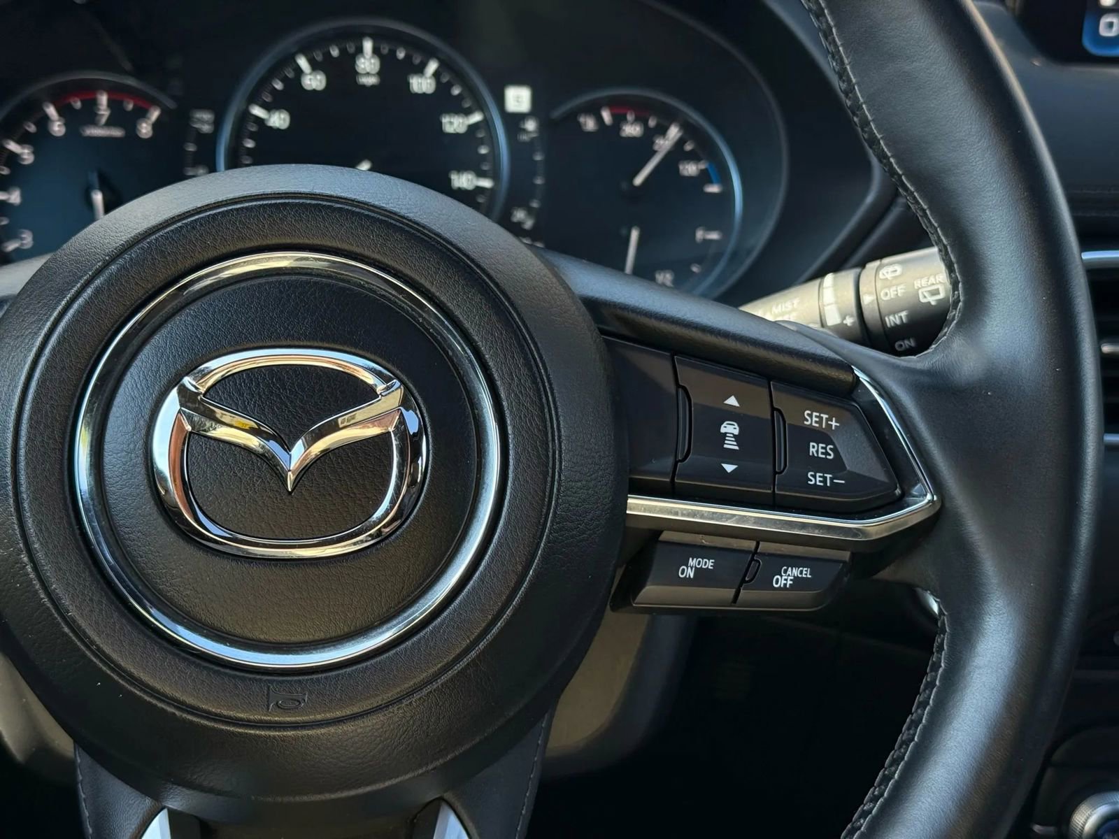 Used 2020 MAZDA CX-5 Signature image 32