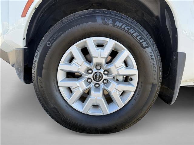 Used 2024 Nissan Frontier SV w/ SV Convenience Package image 24