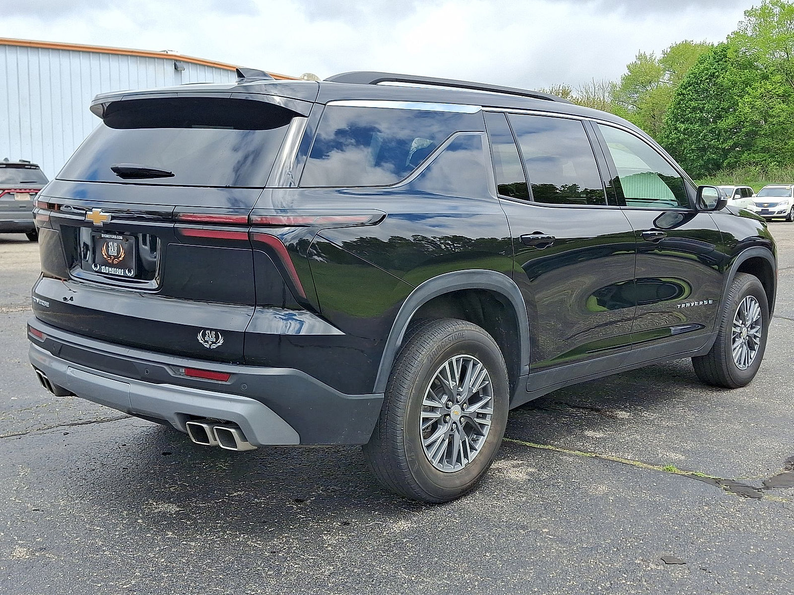 Used 2025 Chevrolet Traverse LT FWD image 25