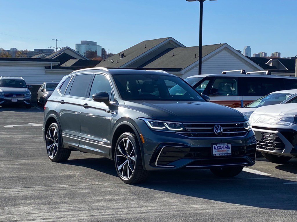 Certified 2023 Volkswagen Tiguan SEL R-Line