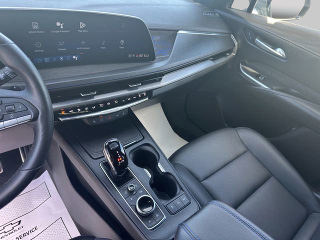 Used 2024 Cadillac XT4 Sport image 16