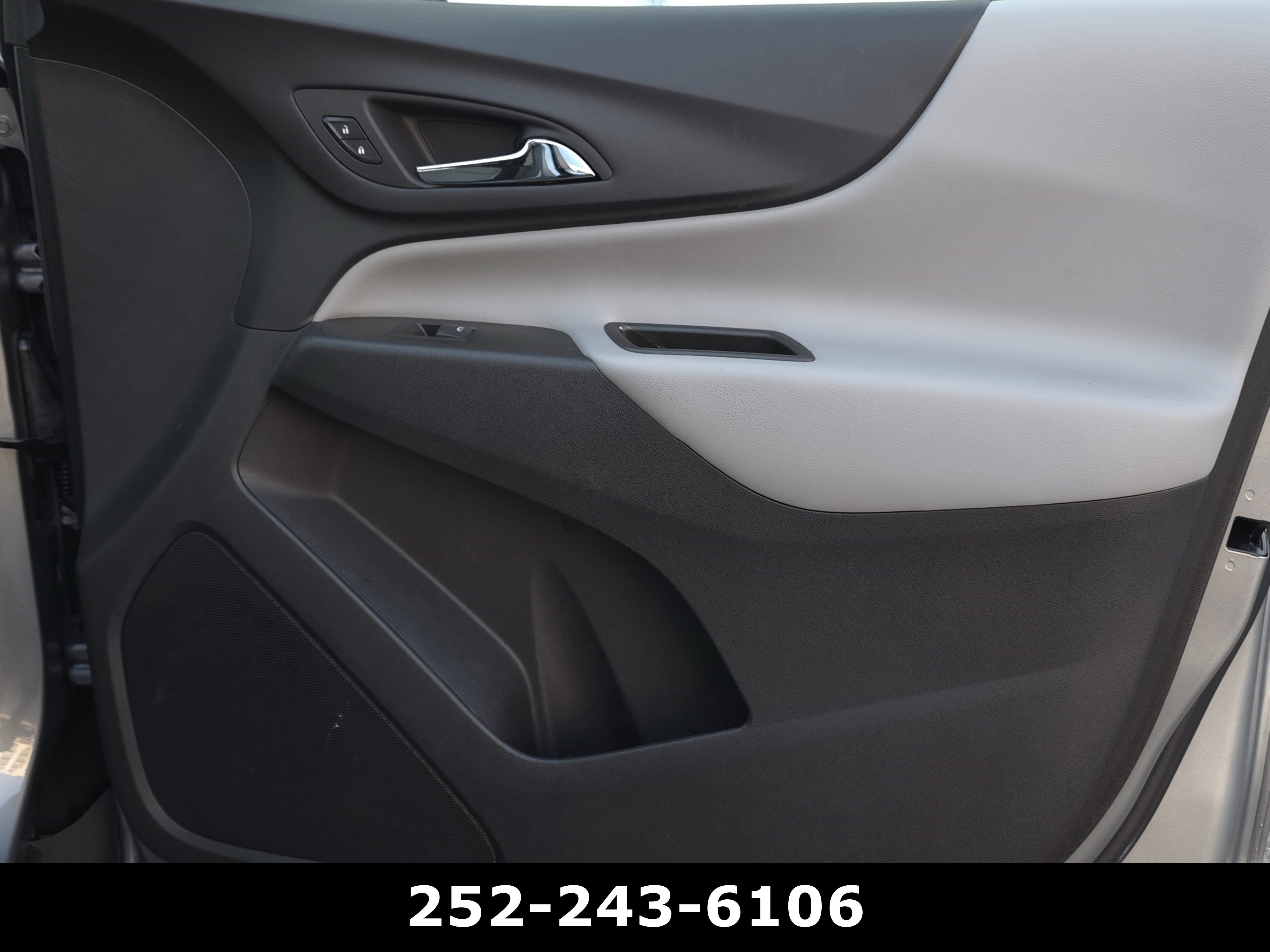 Used 2024 Chevrolet Equinox LS FWD image 33