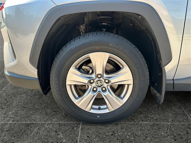 Used 2022 Toyota RAV4 XLE image 14