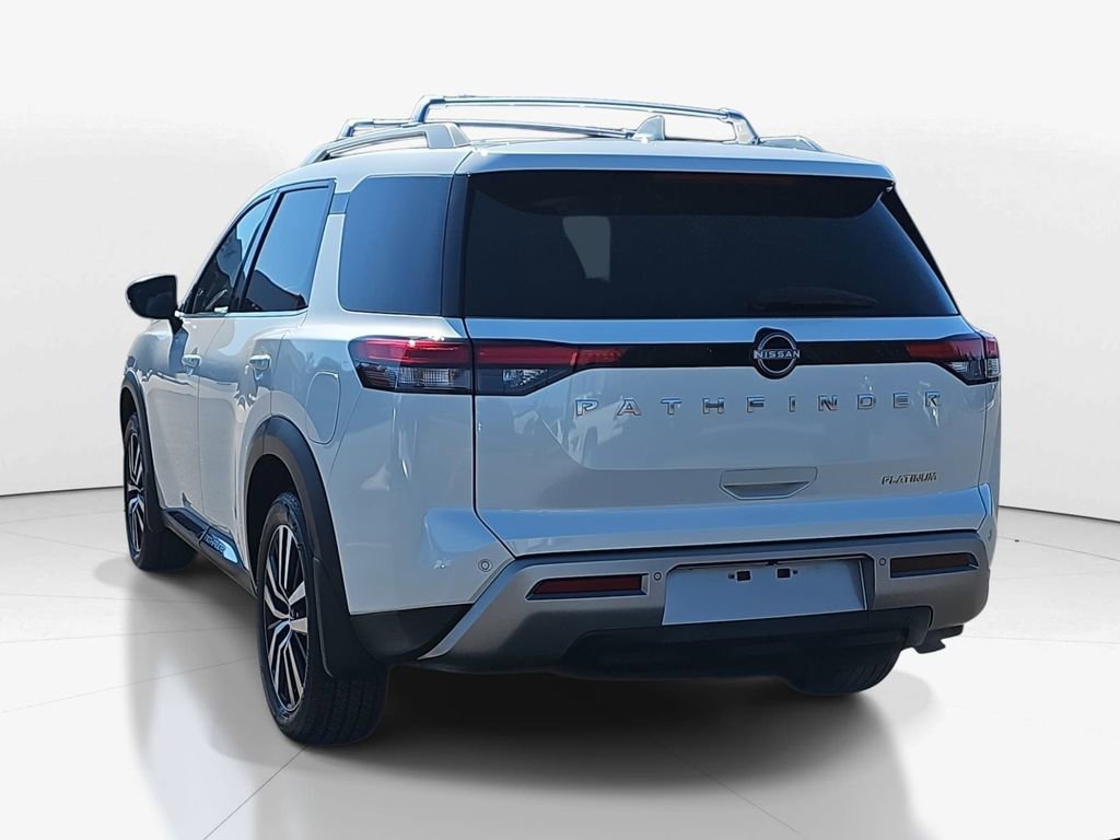 Used 2024 Nissan Pathfinder Platinum w/ Cargo Package image 7