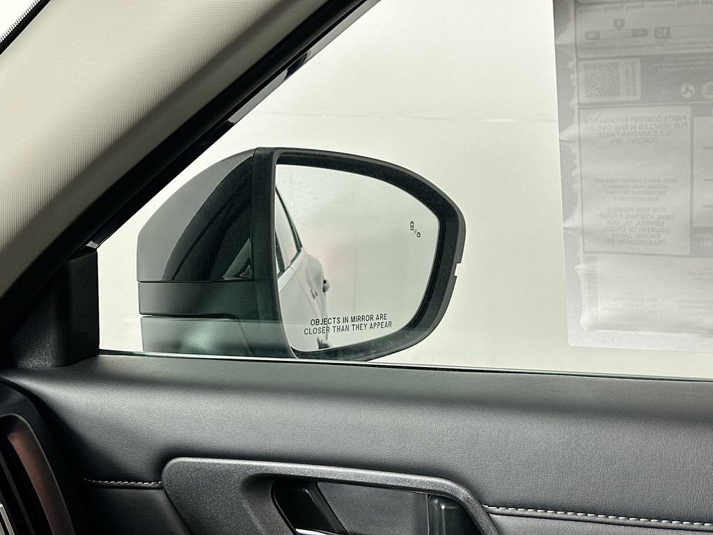 New 2026 Nissan Pathfinder SL image 24