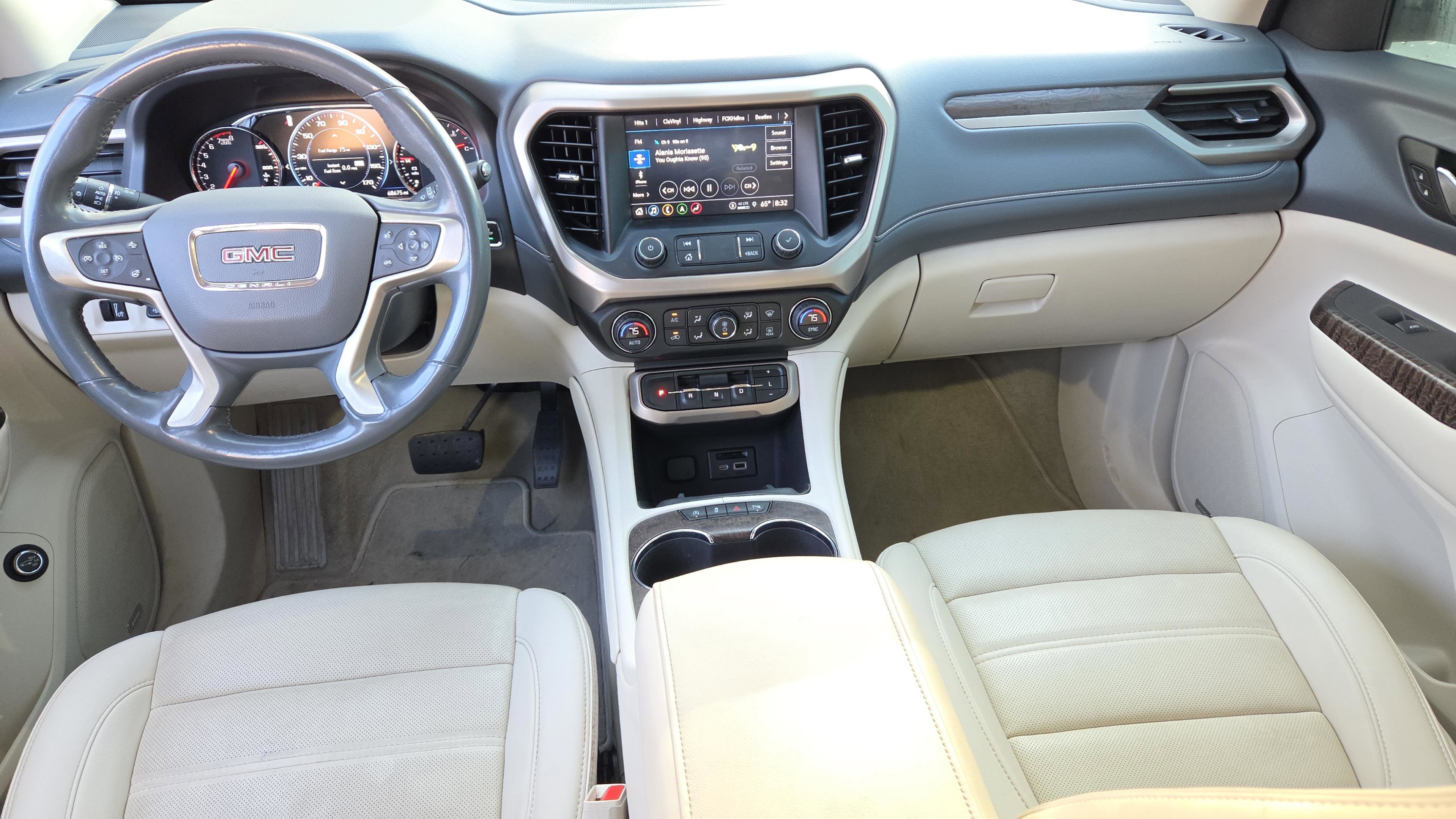 Used 2021 GMC Acadia Denali w/ Denali Technology Package image 27