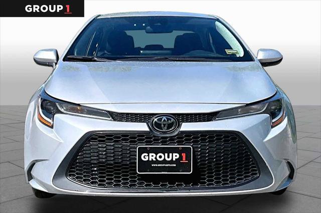 Certified 2022 Toyota Corolla LE FWD image 4