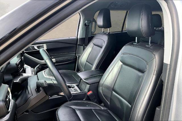 Certified 2023 Ford Explorer XLT w/ Equipment Group 202A AWD/4WD image 24