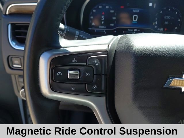 Used 2023 Chevrolet Suburban Premier image 13