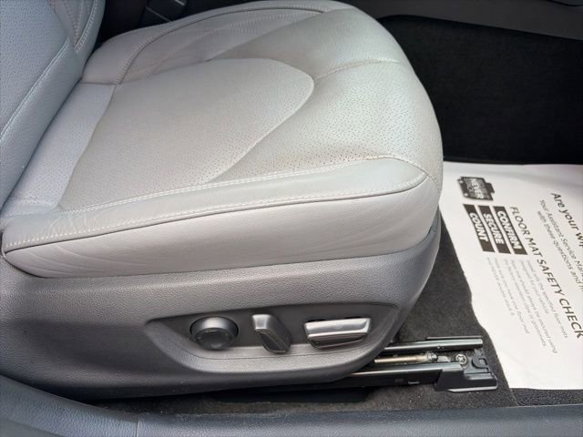 Used 2021 Toyota Avalon Limited w/ Advanced Safety Package image 23