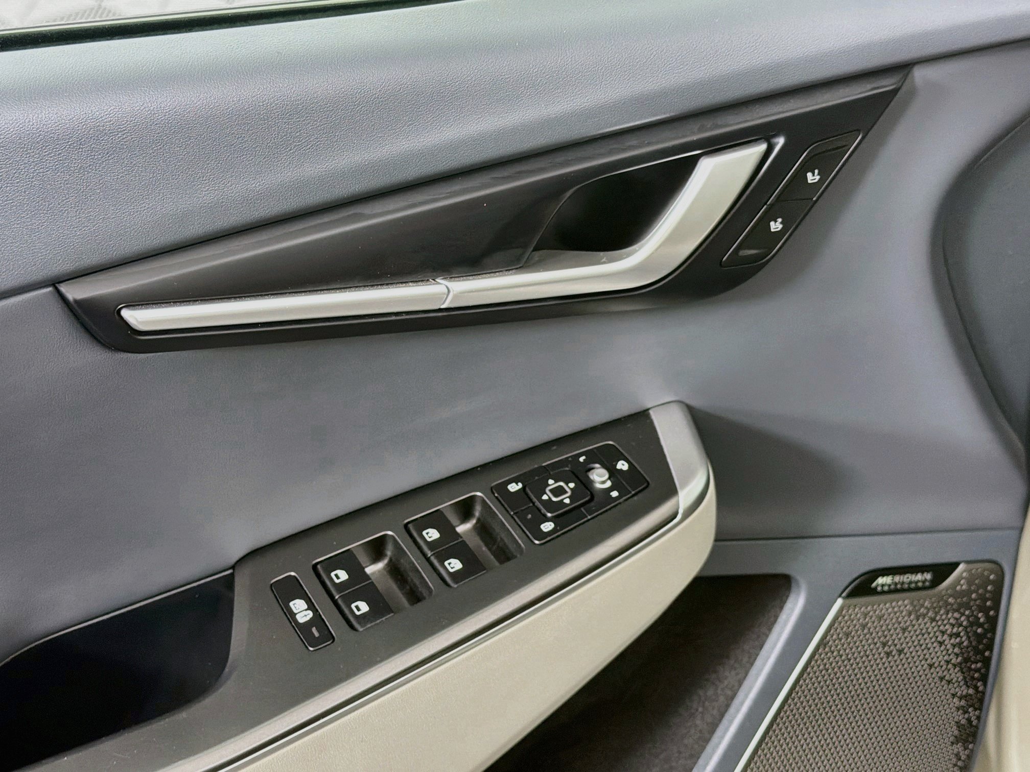 Used 2024 Kia EV6 Wind w/ Wind Technology Package AWD/4WD image 15