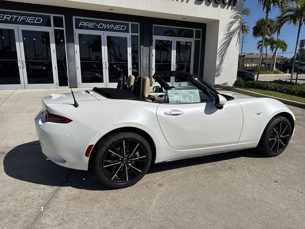 New 2026 MAZDA MX-5 Miata Grand Touring image 4