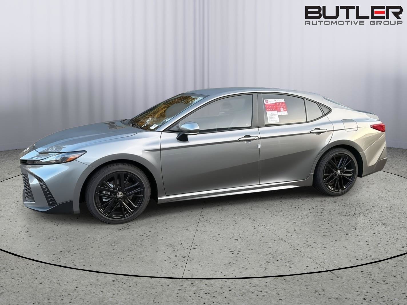 New 2026 Toyota Camry SE w/ Convenience Package FWD image 3