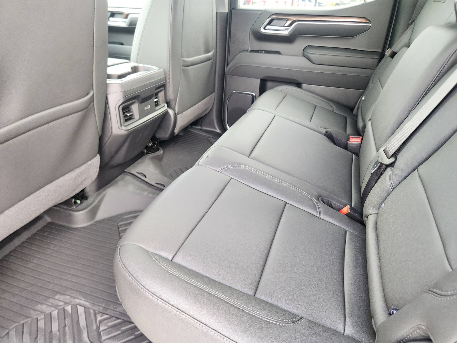 New 2026 Chevrolet Silverado 1500 LT Trail Boss w/ LT Trail Boss Premium Package AWD/4WD image 25