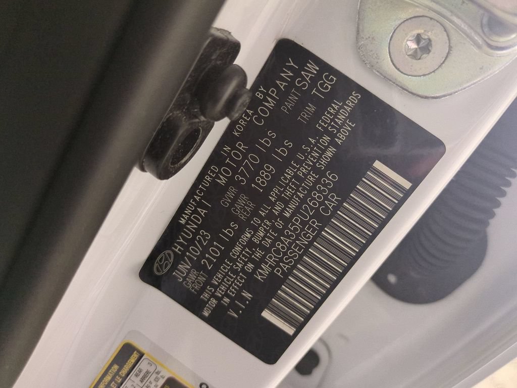 Used 2023 Hyundai Venue SEL FWD image 36