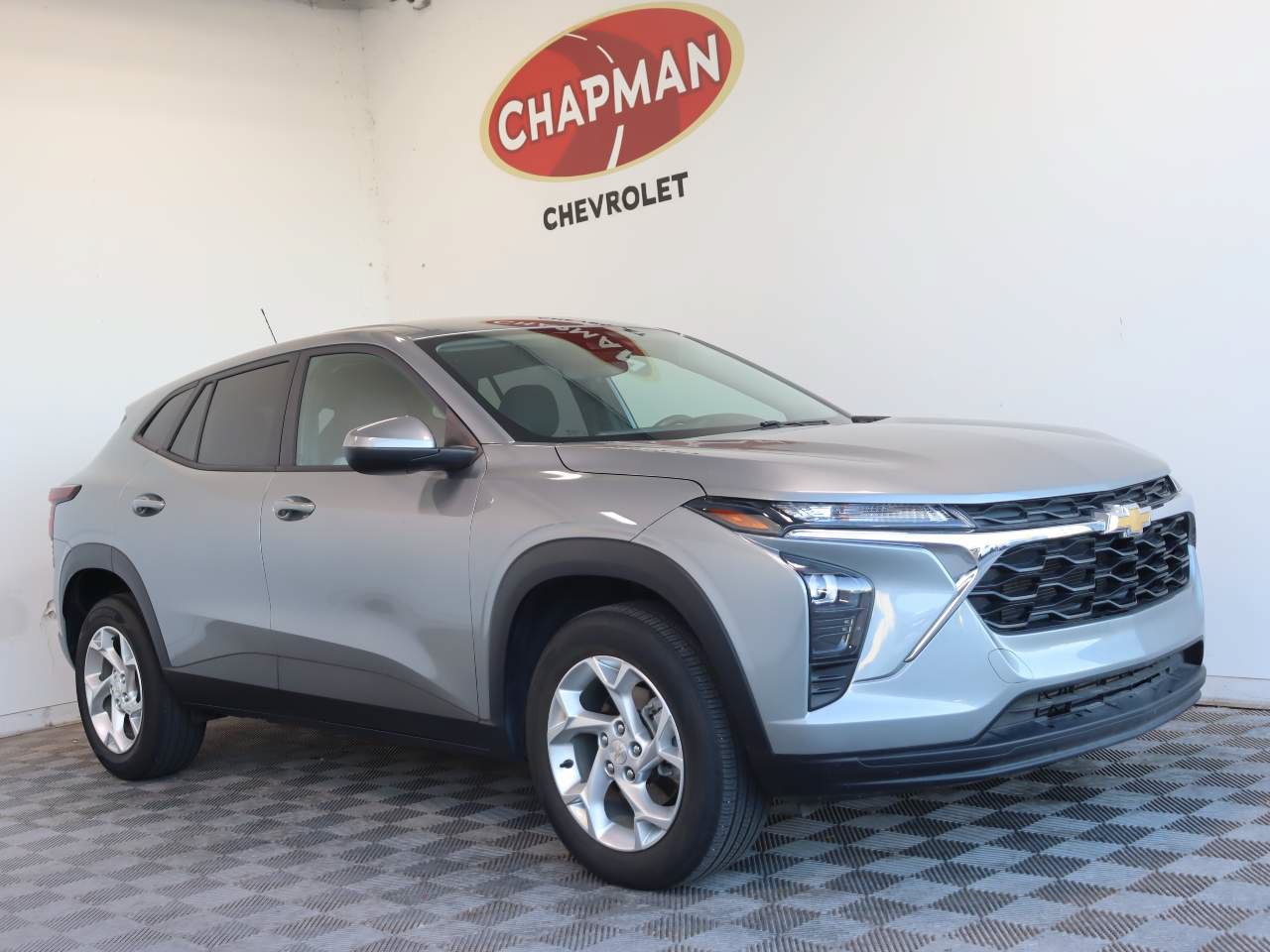 Used 2024 Chevrolet Trax LS w/ LS Convenience Package