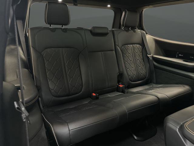 Used 2024 Jeep Grand Wagoneer Series III image 38