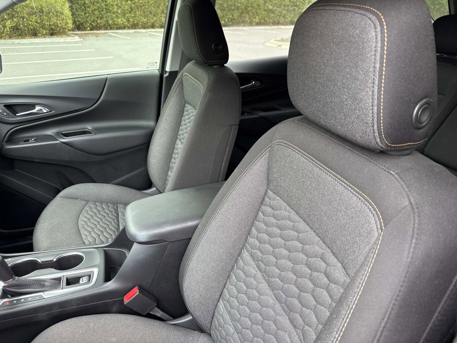 Used 2020 Chevrolet Equinox LT FWD image 20
