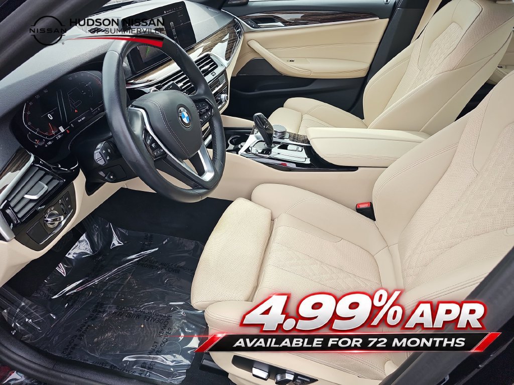 Used 2023 BMW 540i w/ Premium Package RWD image 16