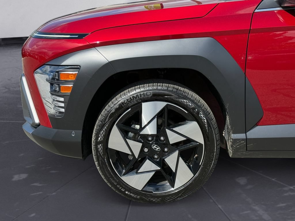 Used 2025 Hyundai Kona Limited AWD/4WD image 15