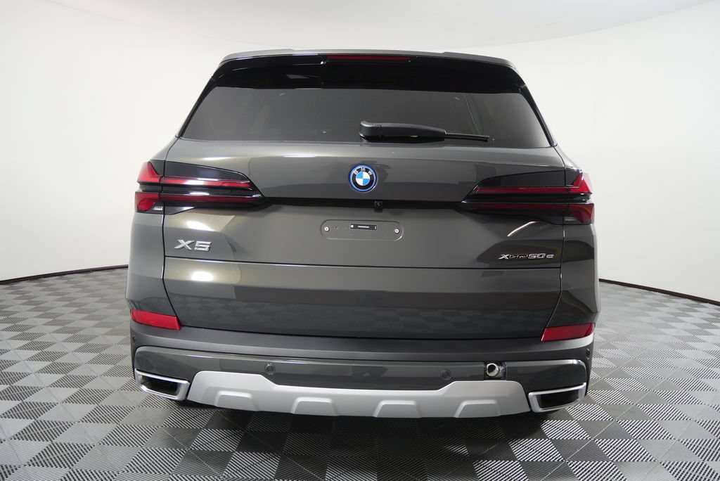 Used 2026 BMW X5 xDrive50e w/ Climate Comfort Package AWD/4WD image 5