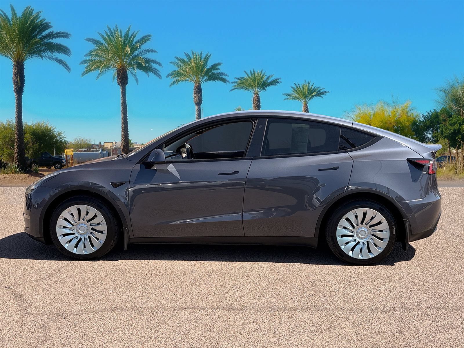 Used 2020 Tesla Model Y Performance AWD/4WD image 2