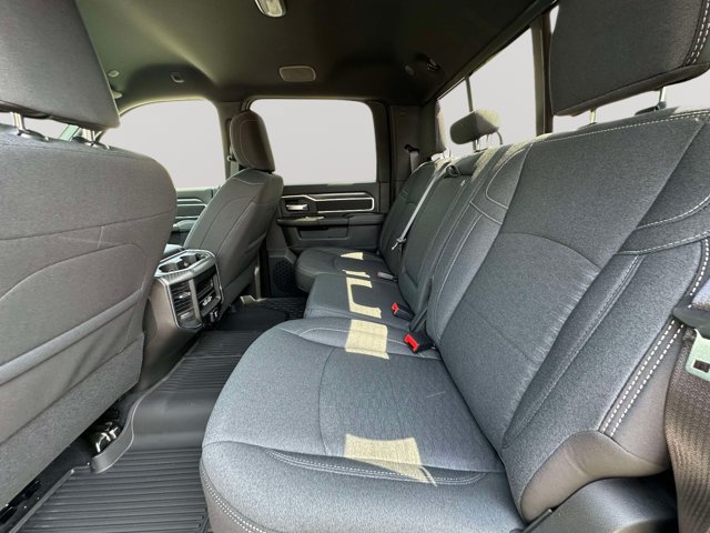 New 2026 RAM 3500 Big Horn AWD/4WD image 29