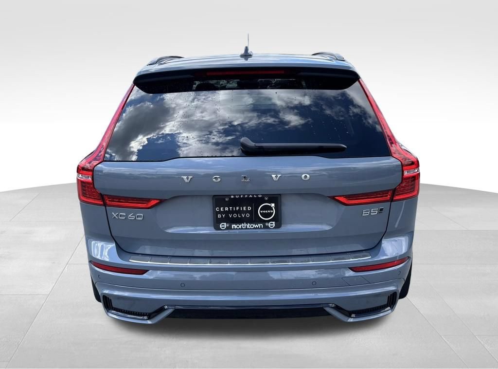 Certified 2024 Volvo XC60 B5 Plus w/ Protection Package Premier AWD/4WD image 39