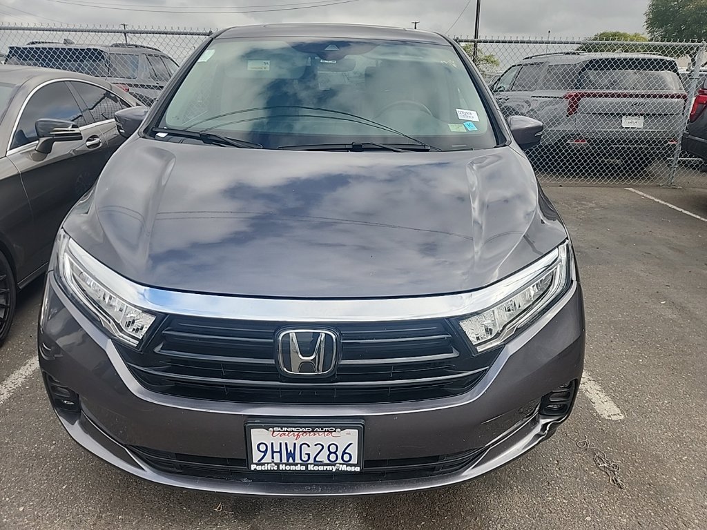 Used 2023 Honda Odyssey EX-L image 2
