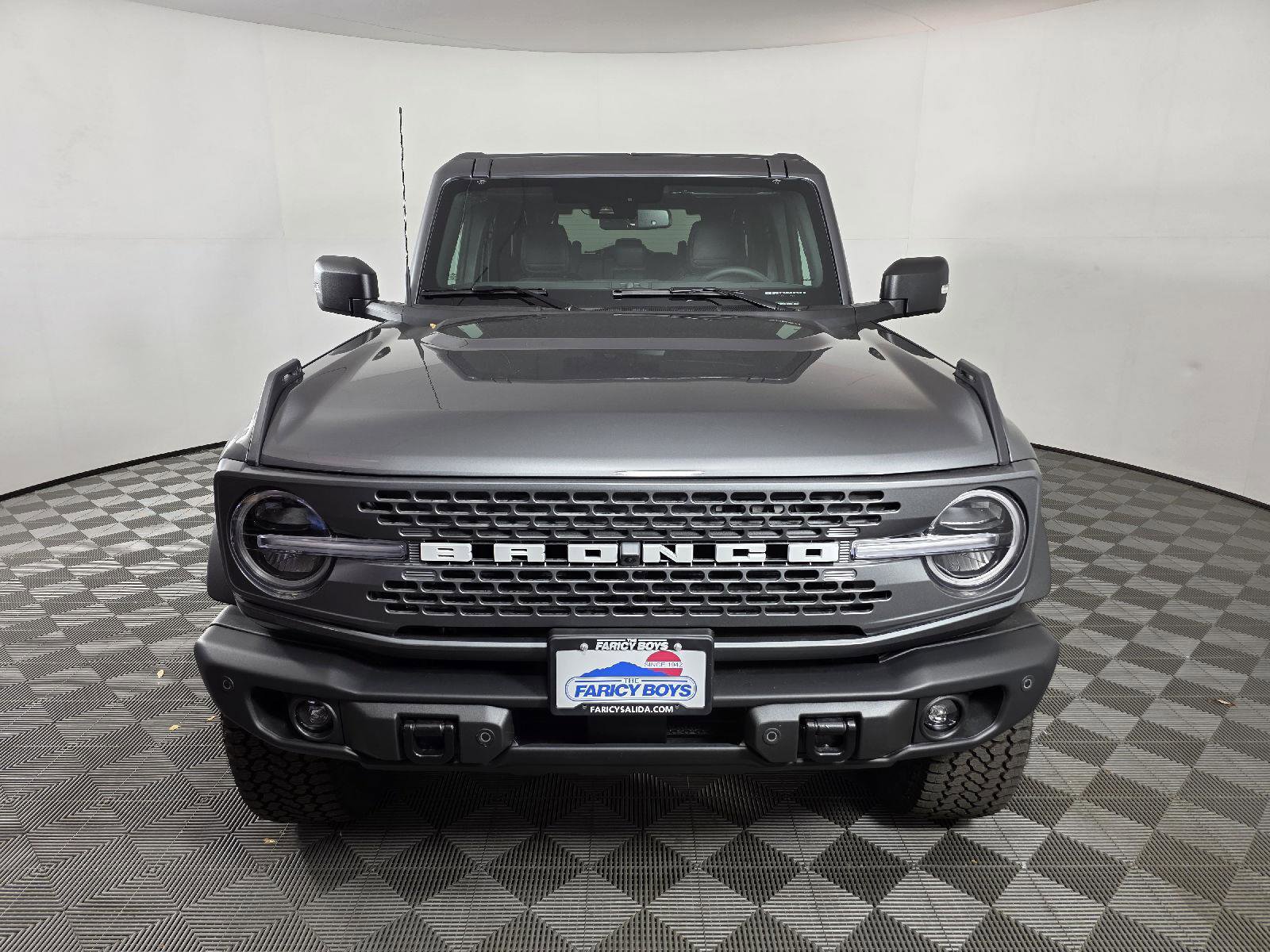 Used 2025 Ford Bronco Badlands image 11