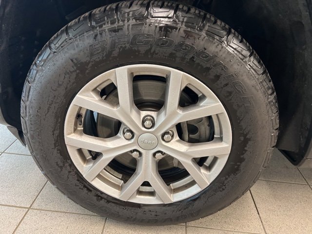 Used 2021 Jeep Grand Cherokee L Limited image 12