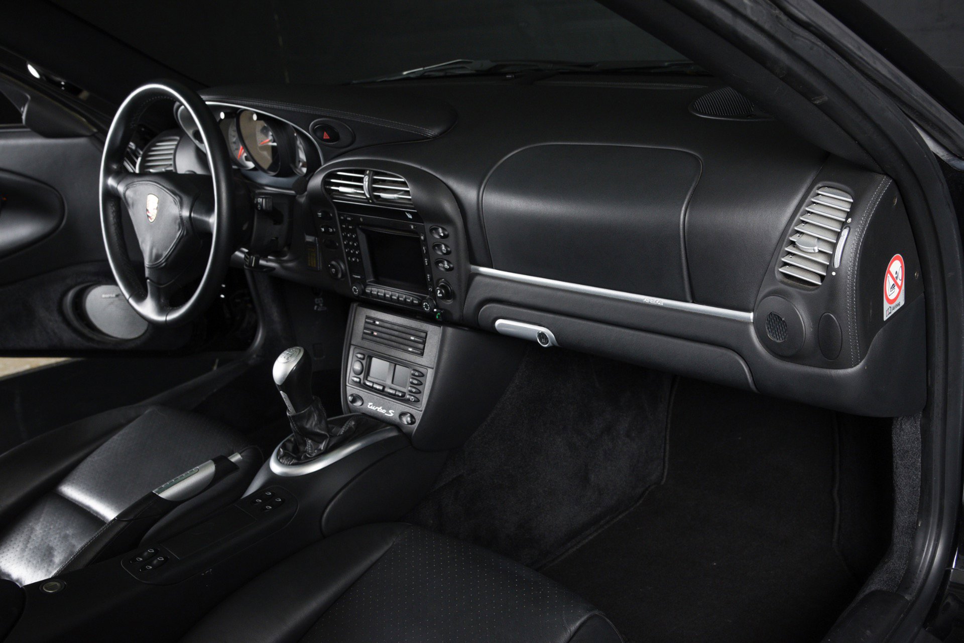 Used 2005 Porsche 911 Turbo image 4